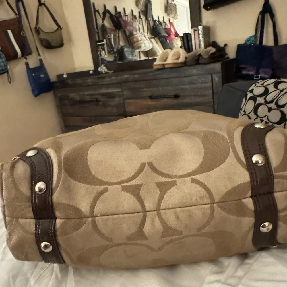 Coach Beige Signature Canvas Hobo with Brown Leather Trim - Picture 10 of 11